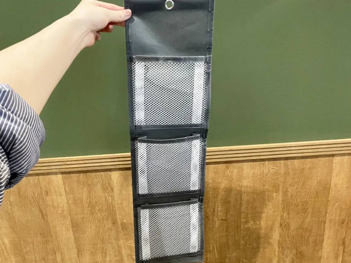 パタパタ畳んでバッグに入れて！　110円の収納アイテムを旅行で使ってみると「取り出しやすい」「身支度が快適に」