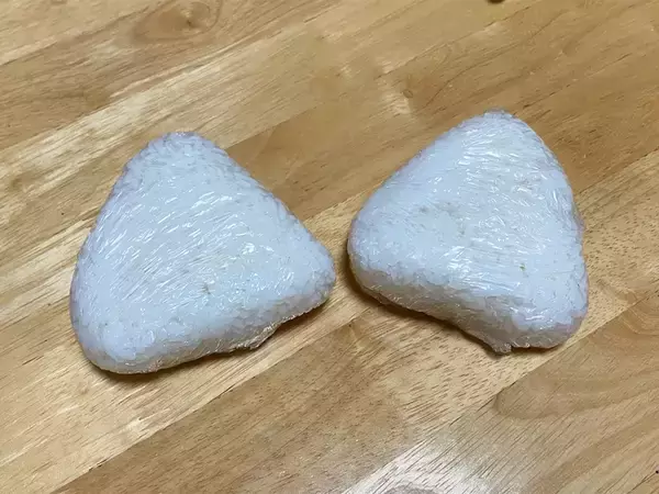 おにぎりのご飯、温かいまま握る？冷ましてから？　みやぎ生協に聞いた「正解」は…【冷凍保存のコツ】