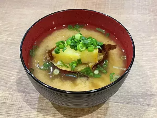 「スーパーの焼き芋、そのまま食べずに…？　青果部が教える食べ方に「その発想はなかった！」」の画像