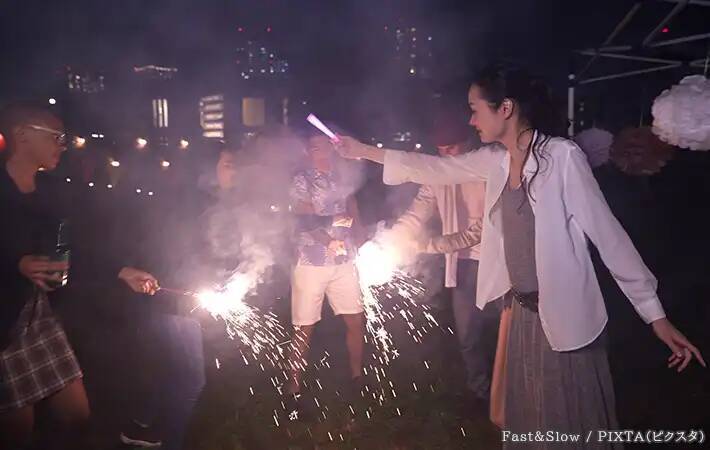『家の前』だとトラブルに…　家族と花火、どこで遊べばいい？