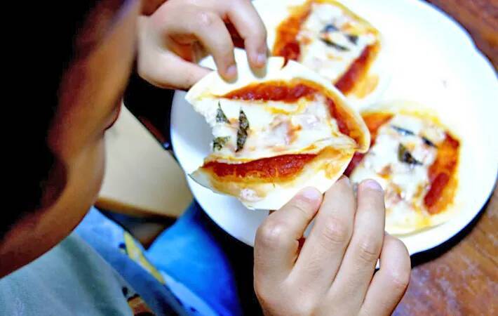 餃子の皮が化けた！　意外な食べ方に「子供がおかわり」「簡単！」【おやつレシピ】