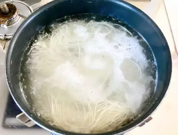 「ゆでたそうめんにのせたのは？　食べた子供たちが「おいしい！絶対また作って」」の画像