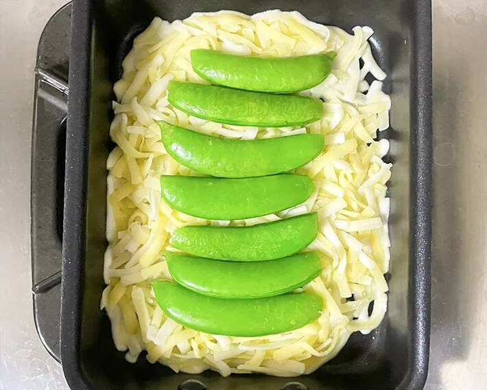 玉子焼き器で焼いたのは『卵』ではなく…　カリカリチーズが病みつきになる一品に「食べる手が止まらない」