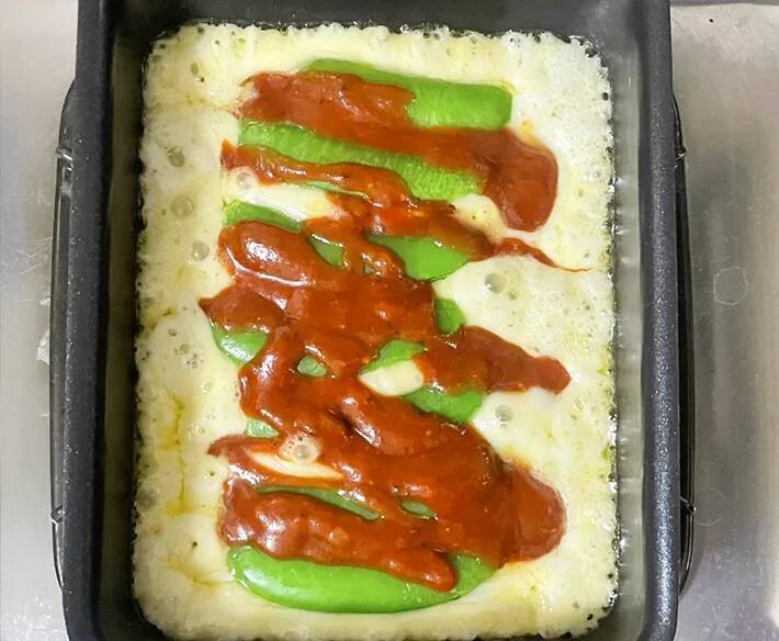 玉子焼き器で焼いたのは『卵』ではなく…　カリカリチーズが病みつきになる一品に「食べる手が止まらない」