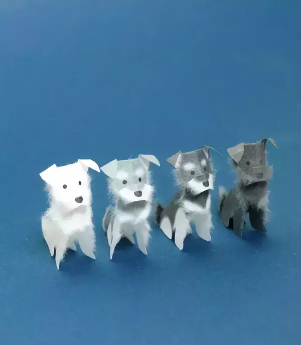 「「和紙でミニチュアシュナウザーを作りました」　作品に「発想がすごい」「感動した」」の画像