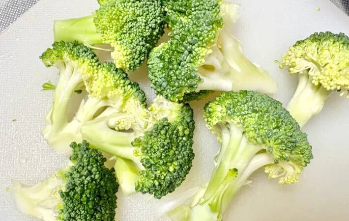 『鮭と野菜とキノコ』をバターぽん酢で…　レンチン6分の一皿に「最高！」「また作って」