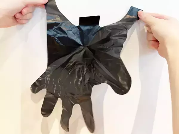 「スリコで買った『ゴミ袋』　取り出してみると、長方形ではなく…その狙いに目からウロコ」の画像