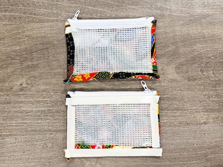 糸も針も使わない！　余った100均ハギレで作る簡単ダブルポーチ