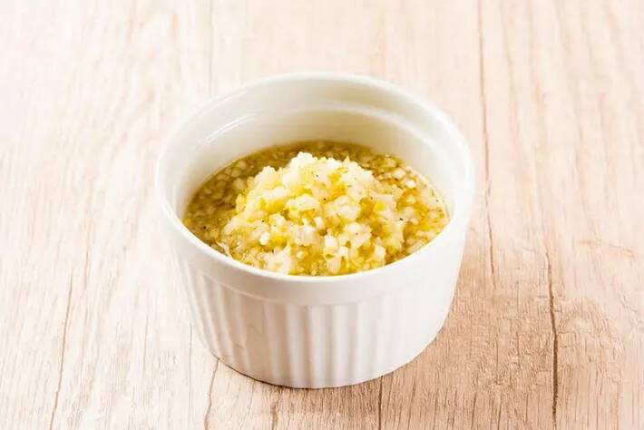 煮込んだサツマイモに加えたのは…？　企業が勧める人気調味料の活用法