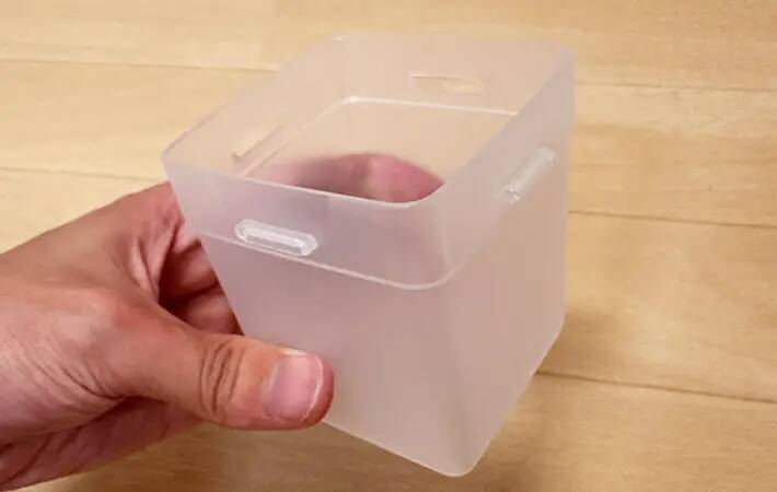 ダイソーのくつした整理カップに「靴下は入れてない」　小物の整理がしやすくなる！部屋が片付く活用法がこちら
