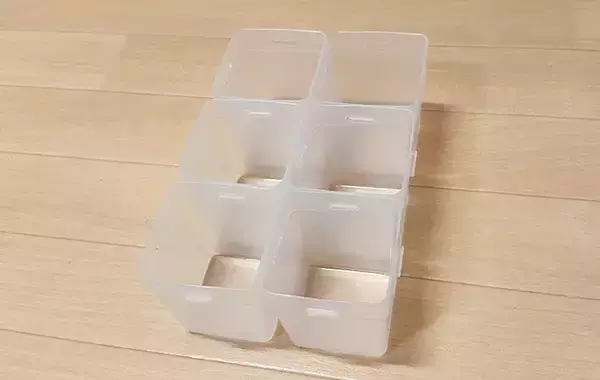 「ダイソーのくつした整理カップに「靴下は入れてない」　小物の整理がしやすくなる！部屋が片付く活用法がこちら」の画像