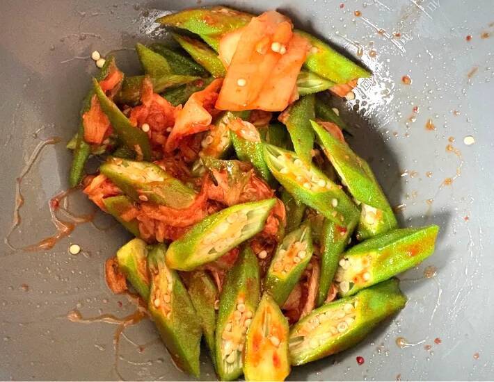 10分でできる『オクラとキムチの和え物』　食べた夫が「また作って！」