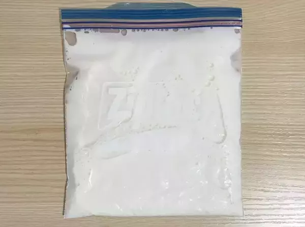「ジッパー袋で簡単シェイク！　材料3つ、揉んで冷凍庫へ入れたら…2時間後に「次々食べちゃう」」の画像