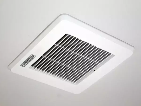 換気扇の奥までスッキリ！　身近な道具でできる掃除法に「めっちゃ便利」【掃除テク4選】