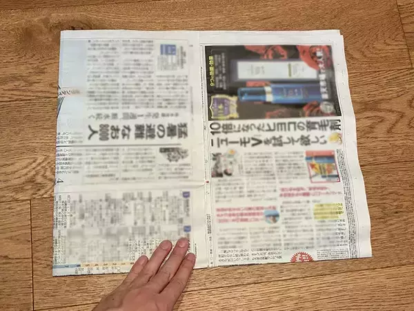 「新聞紙が便利な『ゴミ箱』として使える！　6回折るだけの作り方がこちら」の画像