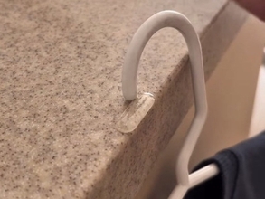 「毎回ズレる…」　ハンガー問題を救った小さな工夫に「早く知りたかった」