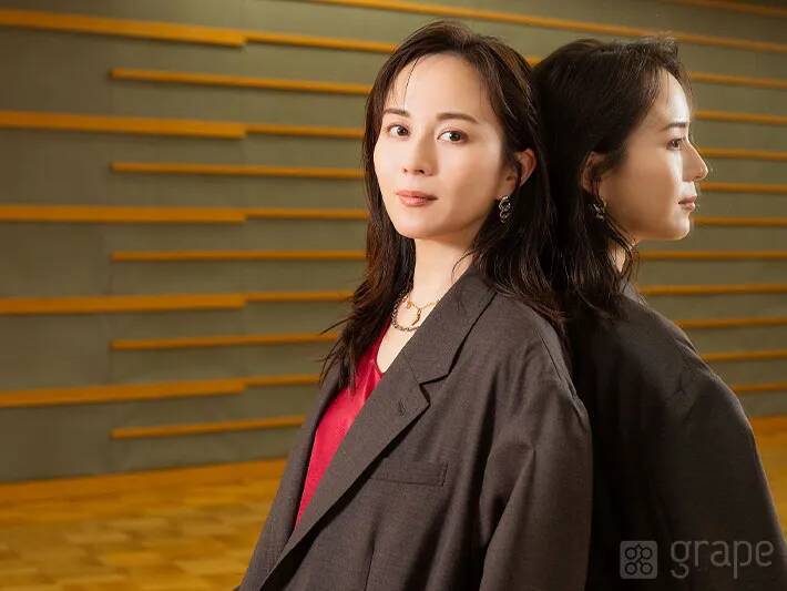 比嘉愛未「私にとって『ハッピーなハプニング』」　デビュー20年目の現在地を語る【インタビュー】