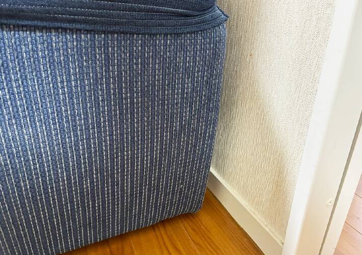 つっぱり棒に『タオル』を巻いてみて　伸びる特性を生かした掃除術が便利