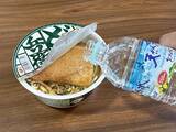 「カップうどんに水を注いで1時間　夏や災害時に助かる『お湯なし調理法』がこちら」の画像4