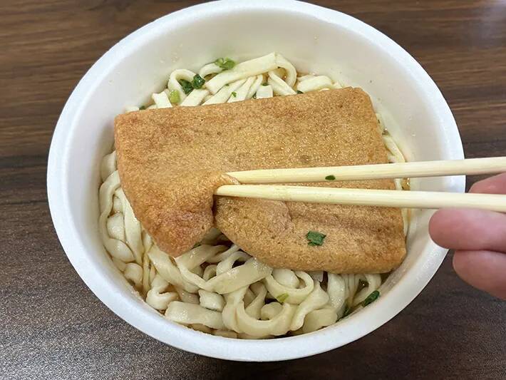 カップうどんに水を注いで1時間　夏や災害時に助かる『お湯なし調理法』がこちら