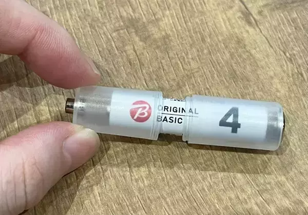 「「しまった、単3電池がない！」　緊急時に備えてストックしておきたい『330円のアイテム』とは」の画像