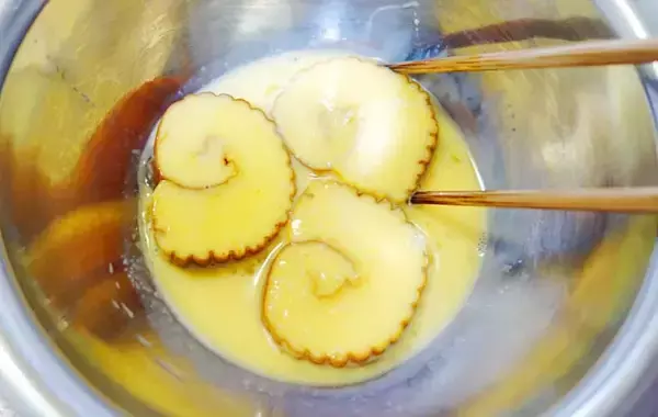 「これ作るために余らせたい！　伊達巻をフライパンで焼くと…？」の画像