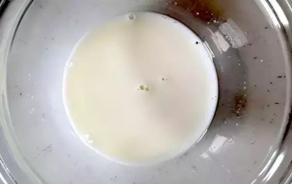 「ライスペーパーを卵液に浸して…　できた簡単おやつに「モチモチで最高！」」の画像