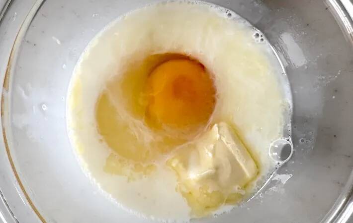 ライスペーパーを卵液に浸して…　できた簡単おやつに「モチモチで最高！」
