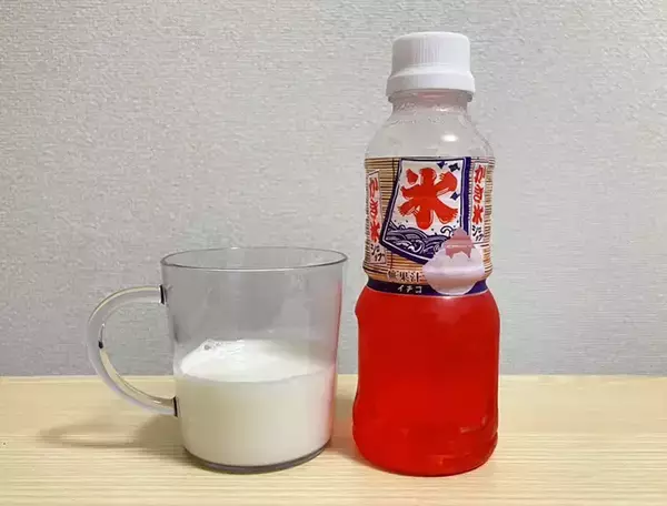 「牛乳に『20ml』入れてみて　製氷皿に注いで4時間、絶品アイスに」の画像