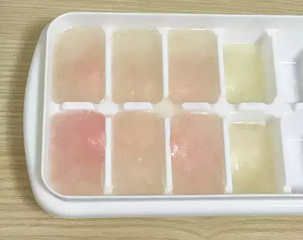 「牛乳に『20ml』入れてみて　製氷皿に注いで4時間、絶品アイスに」の画像