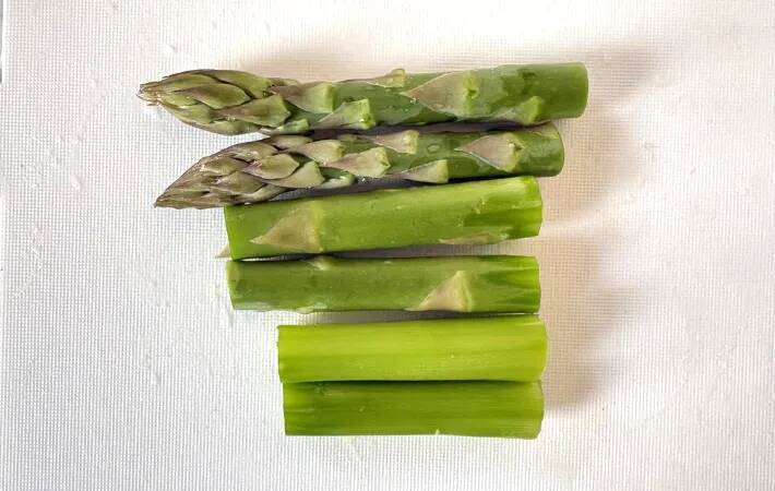 ハンバーグにのせて焼くと？　旬野菜の食べ方に「意外と合う」「華やか！」