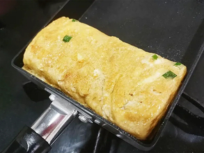 玉子焼きに『大さじ1杯』入れてみて！　醤油と砂糖いらずで「ご飯が進む」