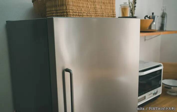 冷蔵庫の上に物を置くのはNG　設置の基本と知っておきたい豆知識