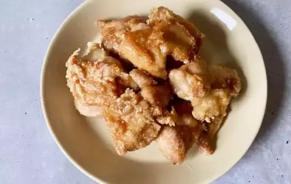「鶏肉に片栗粉をまぶして…　絶品おかずに「家族が大喜び」「これで十分かも」」の画像