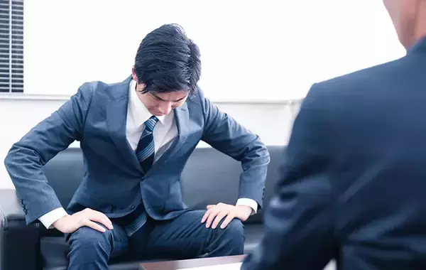 「友達への『ごめん』、上司への『申し訳ございません』　英語で表現するとどう変わる？」の画像