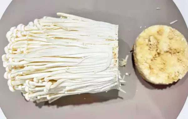 「簡単にできる！　『ホタテ風エノキソテー』の作り方に「子供が大絶賛」「酒のつまみにぴったり」」の画像