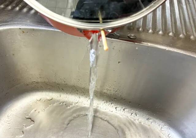 つまようじ1本で家事がラクに！　便利すぎる活用法に「時短になった」「きれいに保ってる」