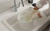 「水着とタオルは一緒に洗う？分ける？　洗濯研究家の「気になる答え」は…」の画像8