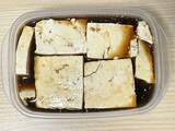 「チーズと豆腐が茶色に染まる　さっぱり風味の『調味料』に一晩漬けてみたら…」の画像5