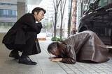 「【考察】高橋一生のコミカルな芝居に大笑い！一人二役の違いも…　『リボーン』第4話」の画像8