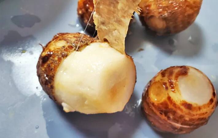 里芋が秒で消える？　煮物じゃない調理法に、子供が「明日も作って！」【脱マンネリレシピ】