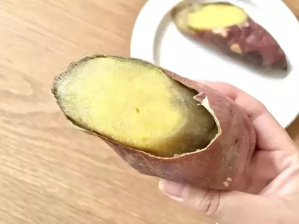 【食べ比べ】ドンキとイオンの焼き芋はどう違う？　2本を食べ比べた結果は