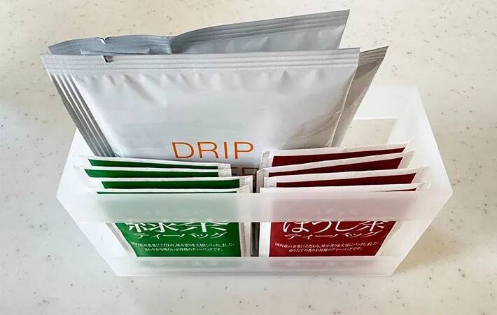 無印で買った『250円のメイク用ケース』　思わぬ活用法で「狭いキッチンが快適！」