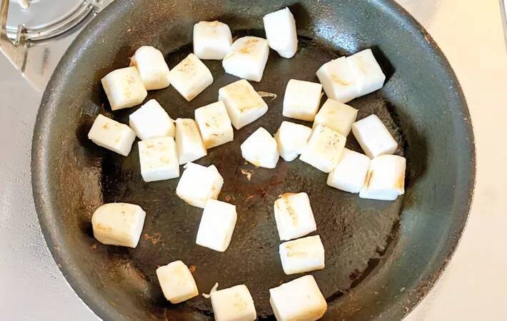 安いはんぺんに家族がハマった！　使った調味料は…？【節約レシピ】