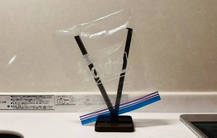 洗い物の置き場所に3COINSのボトルドライヤーが最適！　「ペットボトルと水筒に使ってる」「ジッパー袋もいけた」
