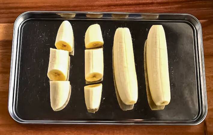 ホットケーキに『1本』のせるだけ！　くるくる巻いたら「シロップなくても甘い」【管理栄養士のレシピ】