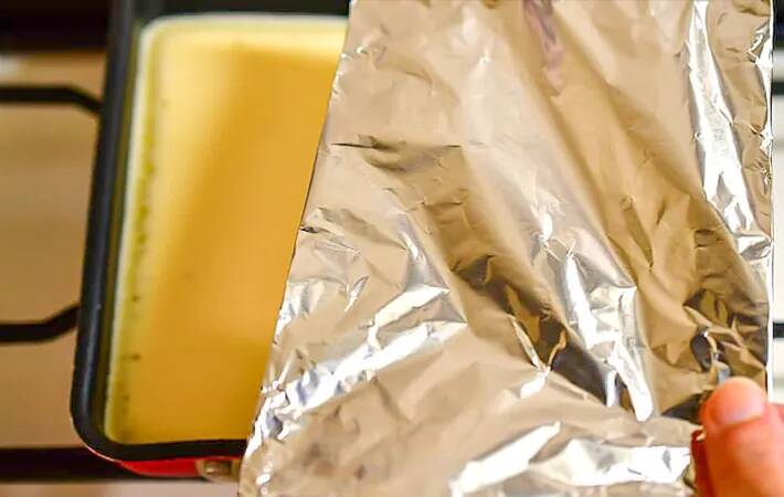 ホットケーキに『1本』のせるだけ！　くるくる巻いたら「シロップなくても甘い」【管理栄養士のレシピ】