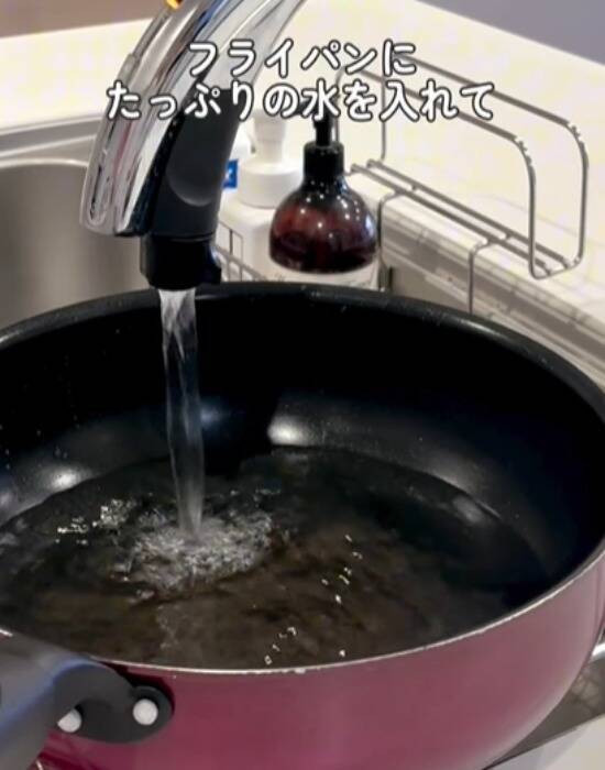 市販のそばをゆでる時に『油』を入れると？　仕上がりに「驚いた」「すぐ試す」