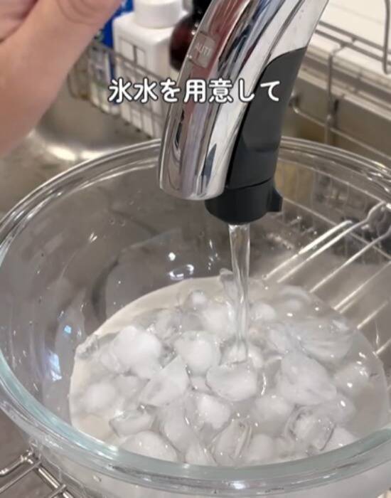 市販のそばをゆでる時に『油』を入れると？　仕上がりに「驚いた」「すぐ試す」