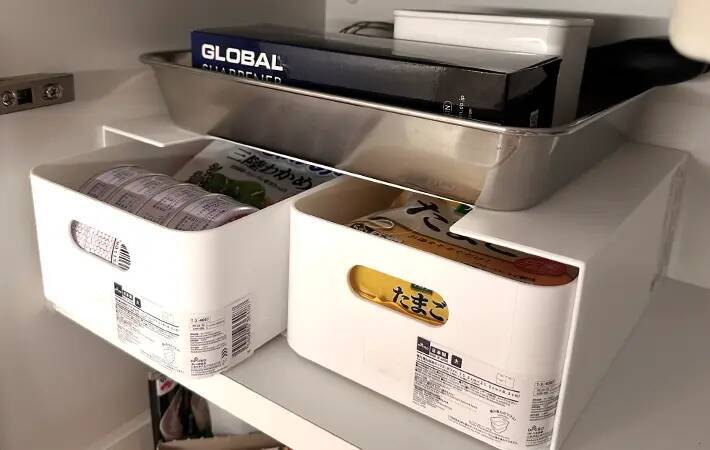 ファイルボックスに書類は入れません！　ダイソーのケースと組み合わせて5秒でできる収納棚が優秀すぎた